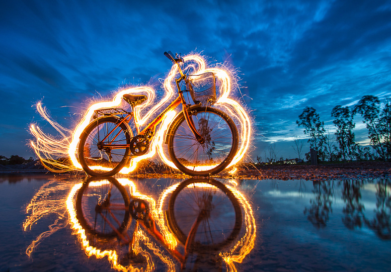 cycle on fire Light Painting Photography
